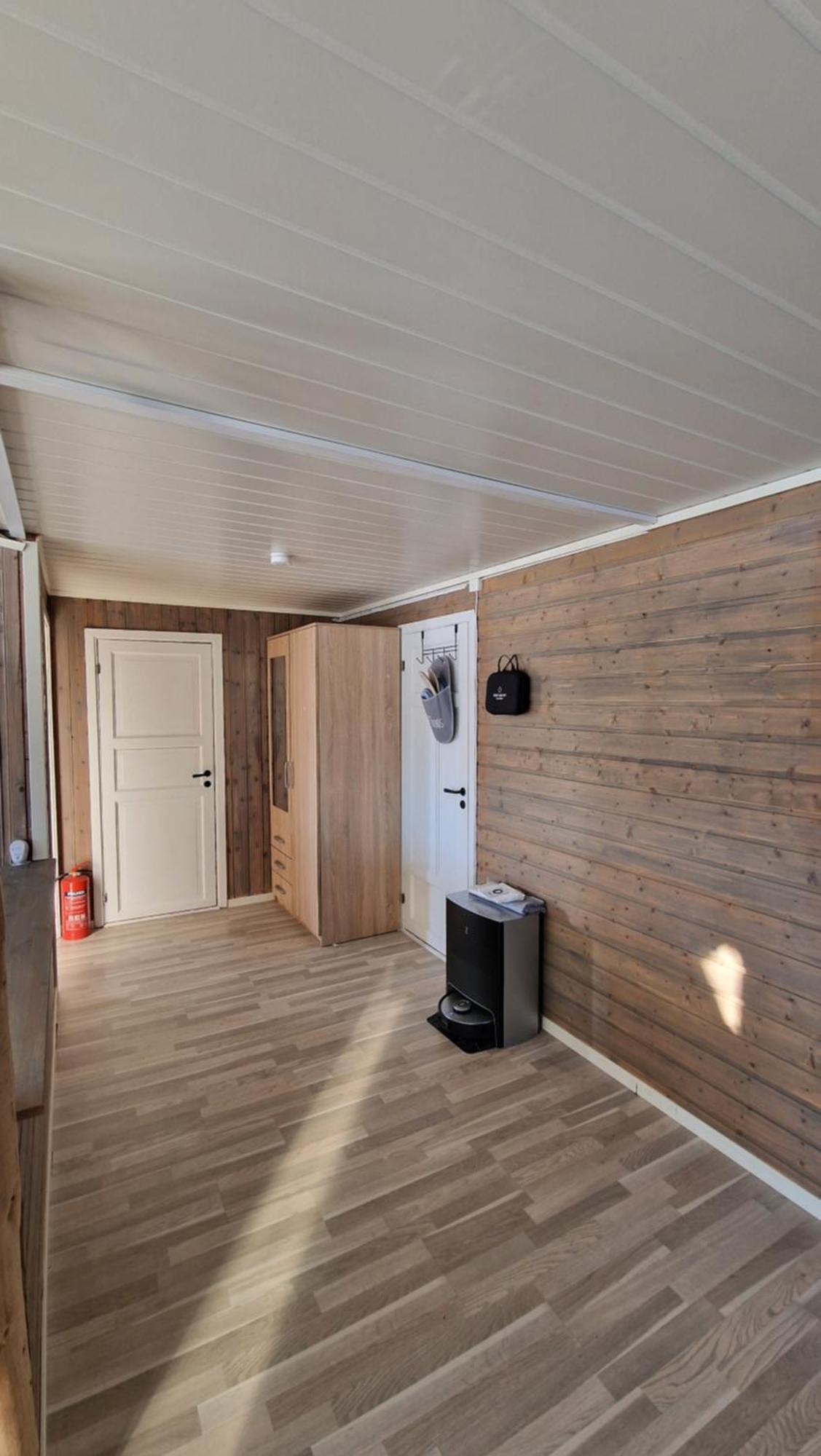 Cosy In North-norway, Nearby Senja. Apartment Sorreisa